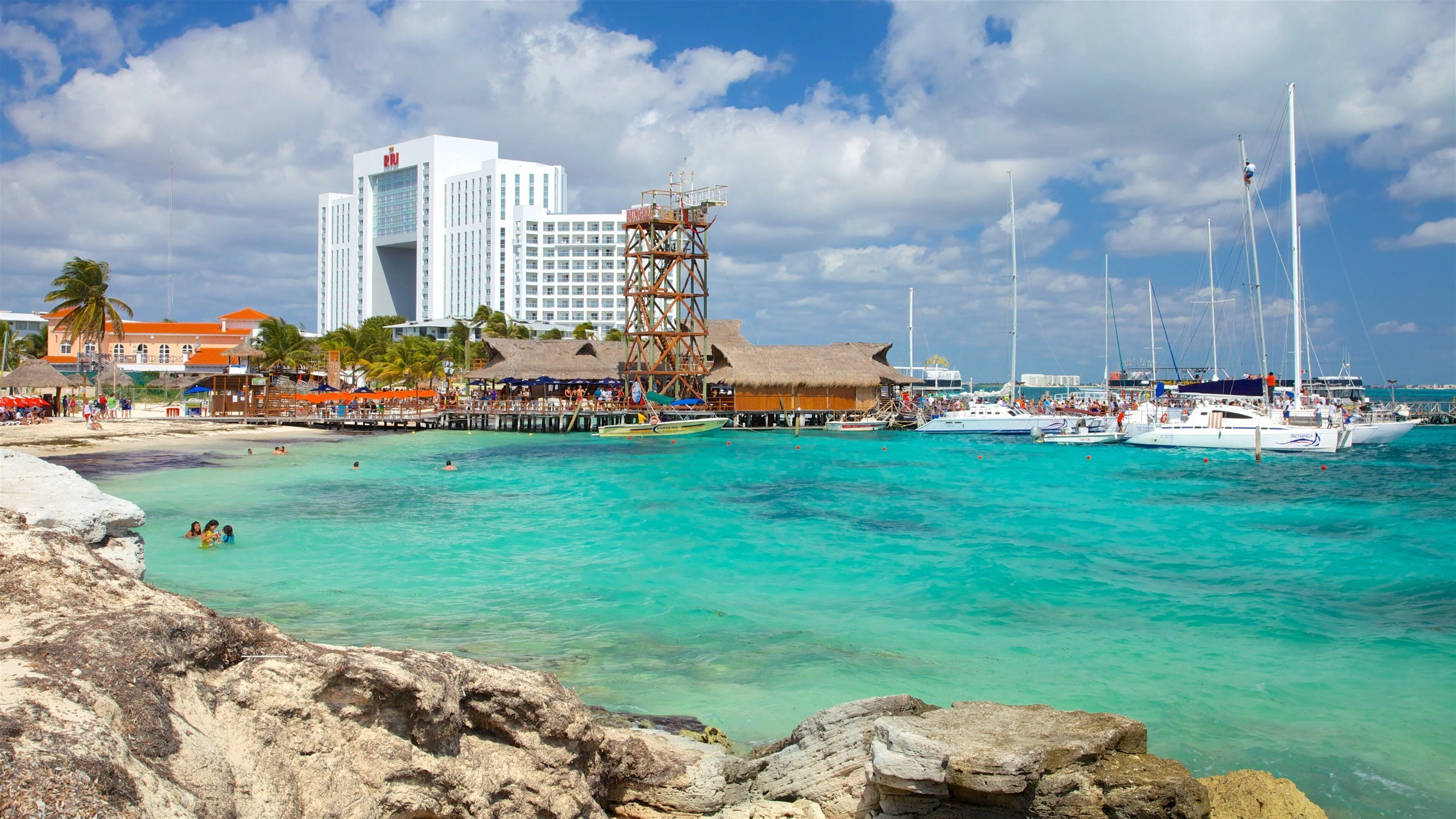 Playa Tortugas / El Pececito